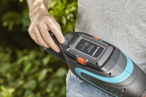 Gardena 9860 POWERCUT Li-40/60 Akülü Çit Budama Makinası - 4
