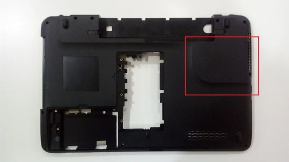 Toshiba Satellite L755D-10U Alt Kasa Siyah V2