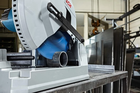 Bosch GCD 12 JL Profesyonel 305 mm Elmas Testereli Metal Kesme Makinası - Resim 3