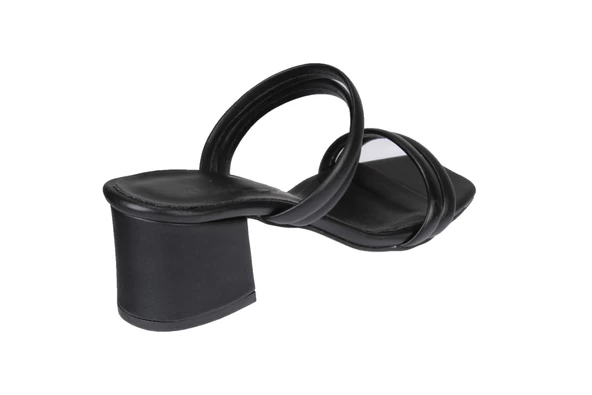 YAZKIŞ İki Bantlı Siyah Cilt  5cm Topuklu Terlik - Resim 5