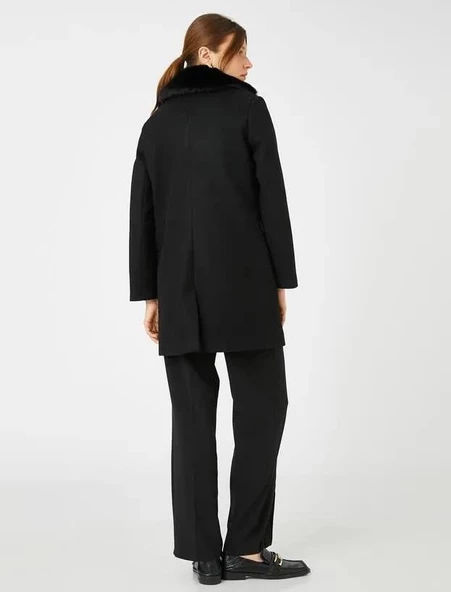 Koton Kadın Kruvaze Kaşe Kaban Peluş Detaylı - 4