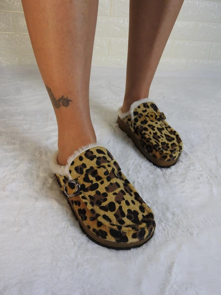 LEOPAR İÇİ KÜRKLÜ KADIN EV TERLİĞİ