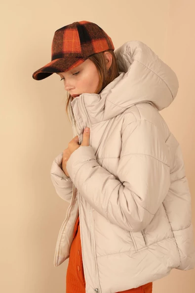 SASHA MODA MONT TAŞ XL - Jesica Kumaş Fermuarlı Yaka Kısa Boy Rahat Kalıp Kadın Mont