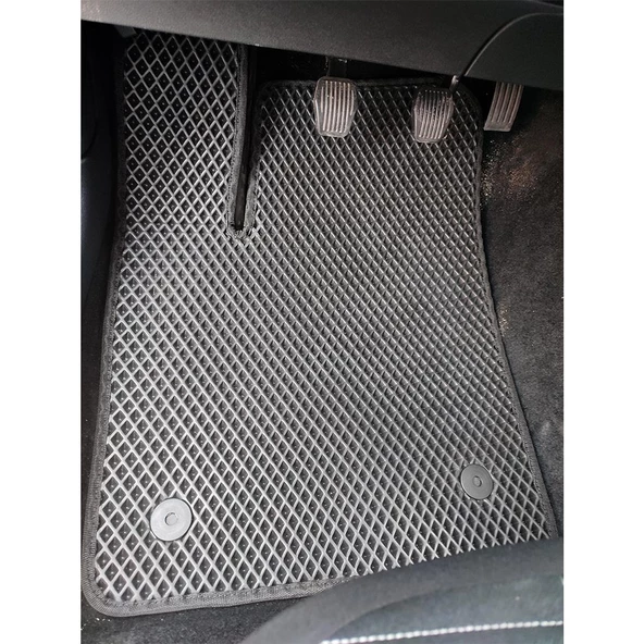 Bod Ford Focus 4 3D Havuzlu Paspas 2018 Sonrası ürün görseli