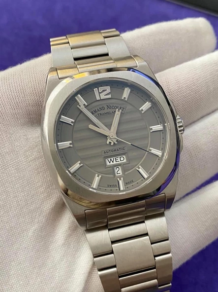 Armand Nicolet Tramelan J09 Çelik Kordon Erkek Kol Saati 2. El ürün görseli