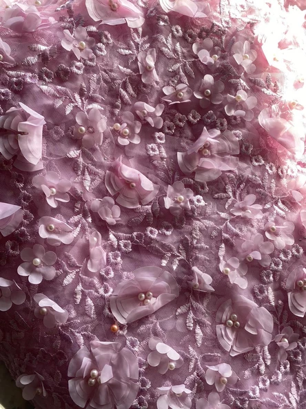 3D Çiçek İşlemeli Dantelli Elbise Kumaşı Mor 130cm x 12m - 7