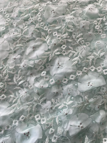 3D Çiçek İşlemeli Dantelli Elbise Kumaşı Yeşil 130cm x 11m - Resim 6