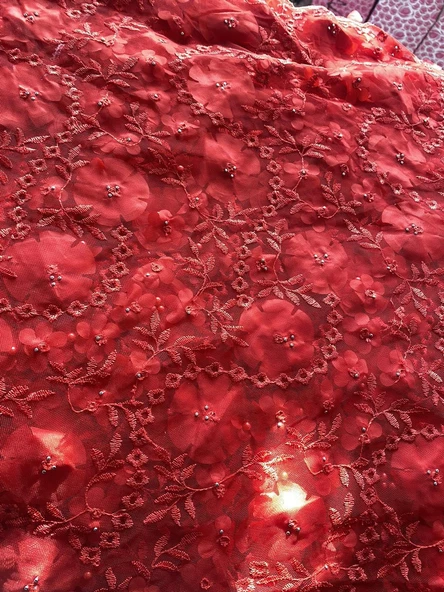 3D Çiçek İşlemeli Dantelli Elbise Kumaşı Kırmızı 130cm x 13m - 5