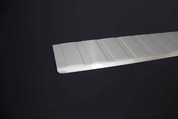 OMSA Renault Trafic 3 Krom Arka Tampon Eşiği Taşlı 2014-2024 Arası - Resim 2