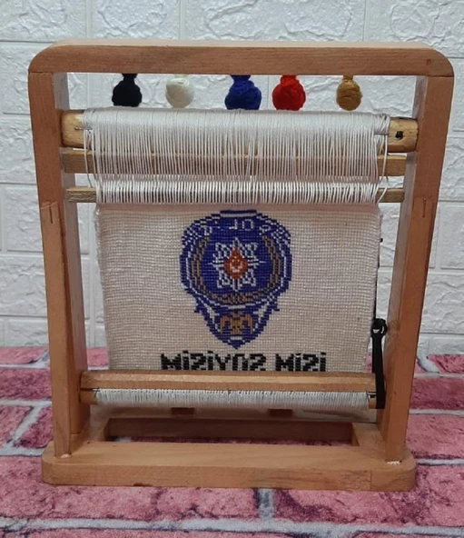 100tel Polis İsim Motifli El Dokuması Hediyelik Minyatür Halı - 2