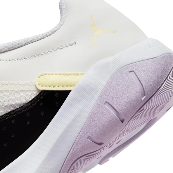 Nike Air Jordan 11 CMFT Low DV3477-100 Kadın Sneaker Spor Ayakkabıs - 7
