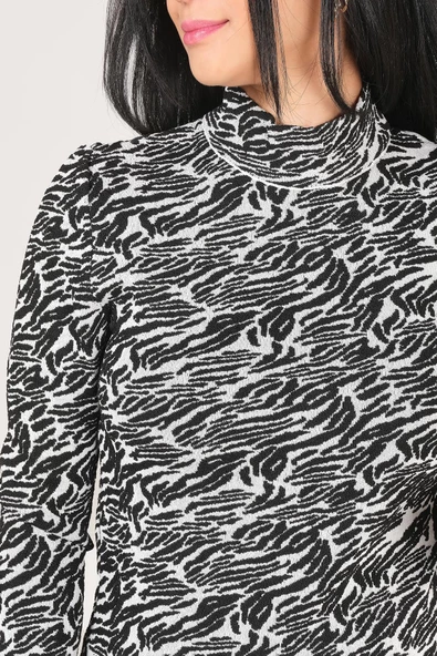 Kadın Dik Yaka Zebra Desen Kazak Siyah - 4