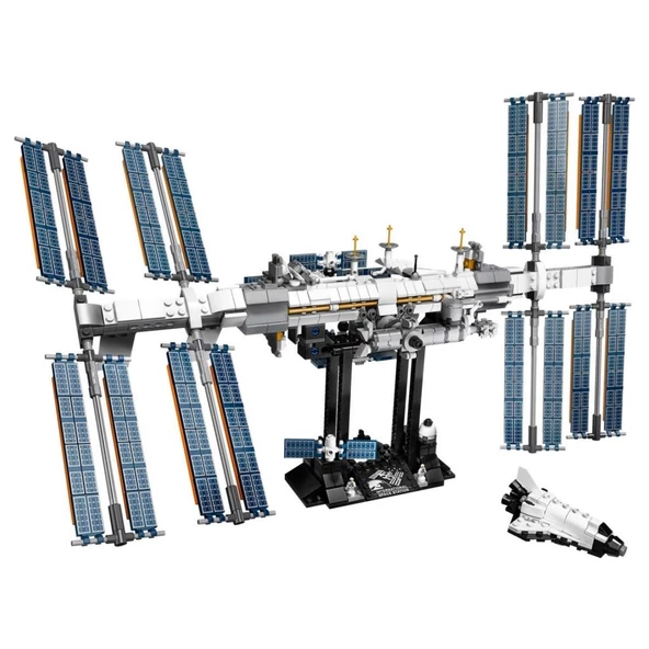 LEGO Ideas 21321 International Space Station Iss  (864 Parça)