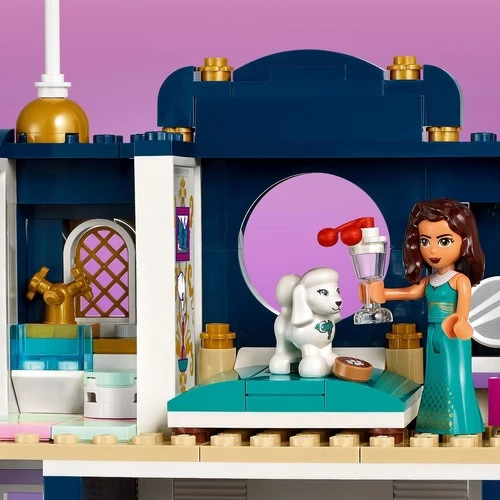 LEGO Friends 41684 Büyük Heartlake City Oteli (1308 Parça) - Resim 2
