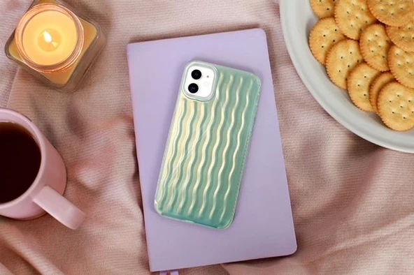 İphone 14 Pro Dalgalı Kabartmalı Silikon Wave Telefon Kapak - Resim 12