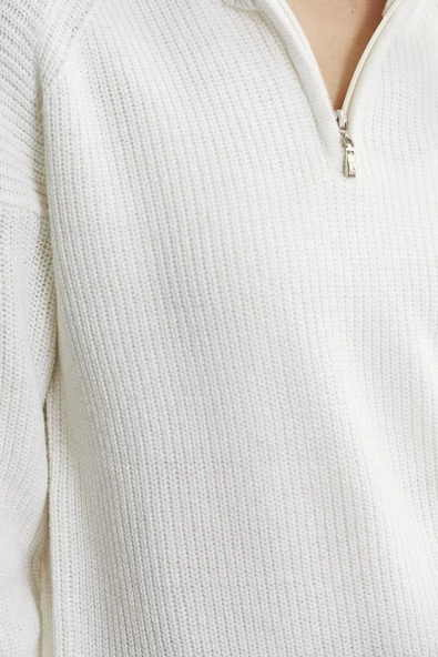 Yarım Balıkçı Yaka  Fermuarlı Yün Triko Kazak - Kemik - Resim 6