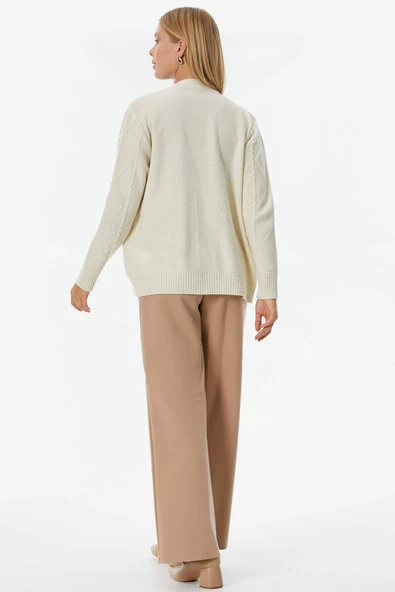 Düğmeli Saç Örgülü Triko Hırka - Kemik - Resim 5