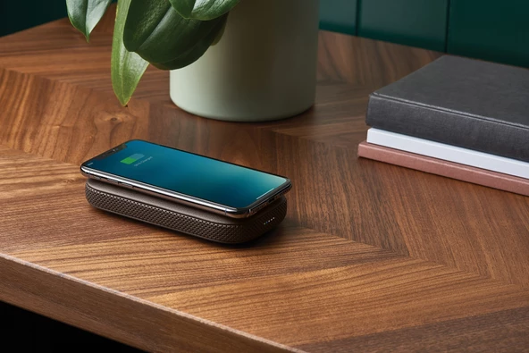 Lexon Powersound Deri Kablosuz Şarj Cihazı ve Bluetooth Hoparlör Kahverengi - 7