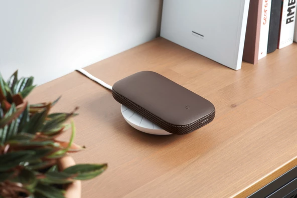 Lexon Powersound Deri Kablosuz Şarj Cihazı ve Bluetooth Hoparlör Kahverengi - 4