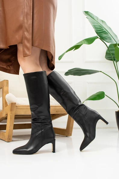 Nstil Günlük Kadın Yüksek İnce Topuklu Kaymaz Taban Küt Burunlu Polar Astarlı Fermuarsız Çizme 223 - 7