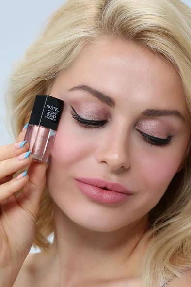 Glow Lıquıd Eyeshadow 221 - 3