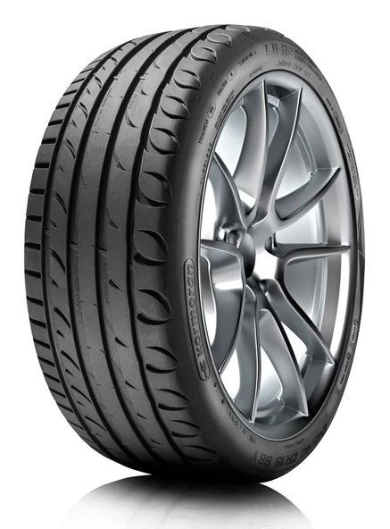Kormoran Ultra High Performance 205/55R17 95W XL (Yaz)
