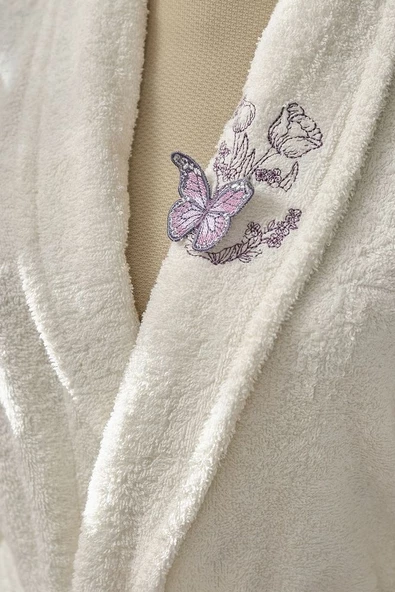 Butterfly 3d Nakışlı Lila Mor Aile Banyo Seti - 3