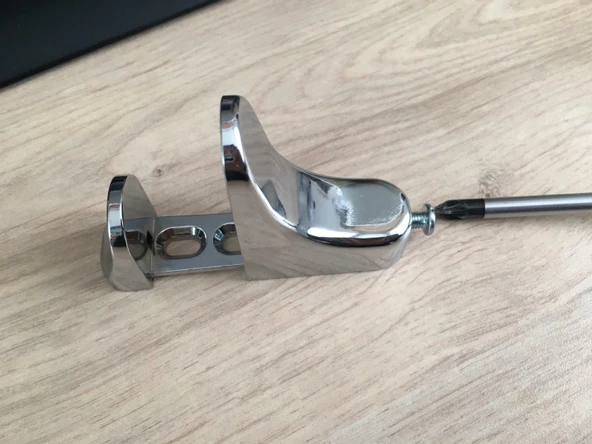 Pelikan Ayarlanabilir Etajer Cam Tutucu Ahşap Raf Tutucu Cam Etejeri Metal Vidalı Krom (4 ADET) - 7