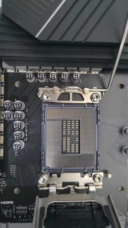 MSI PRO Z790-P WIFI DDR4 5333MHZ(OC) M.2 ATX 1700p - Resim 6