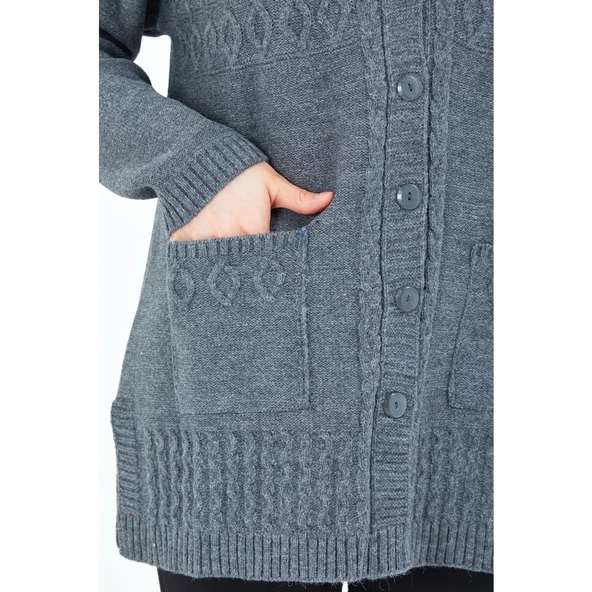 Kadın Gri V Yaka Düğmeli Cepli Örgü Yün Anne Triko Kısa Hırka - 8