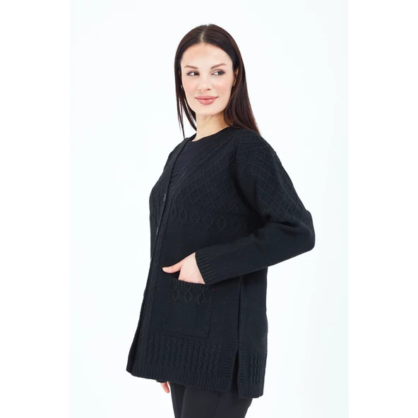 Kadın V Yaka Siyah Düğmeli Cepli Örgü Yün Anne Triko Kısa Hırka - 3