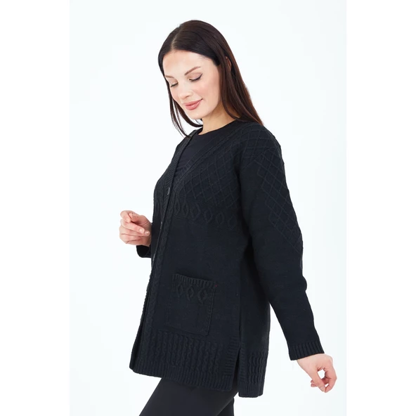 Kadın V Yaka Siyah Düğmeli Cepli Örgü Yün Anne Triko Kısa Hırka - 5