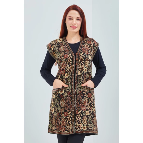 Kadın Siyah Cepli Anadolu Desenli Üç Düğmeli Uzun Yelek