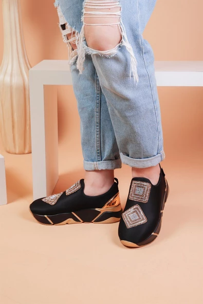 İmmobile Altın Renkli Önü Parlak Taşlı Paraşüt Kumaş Lux Kadın Spor Ayakkabı - 3