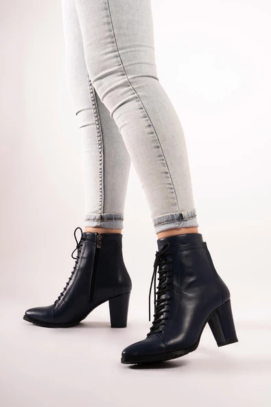 Hakiki Deri Kadın Bot Fermuarlı Bağcıklı Topuklu Bootie - Resim 9