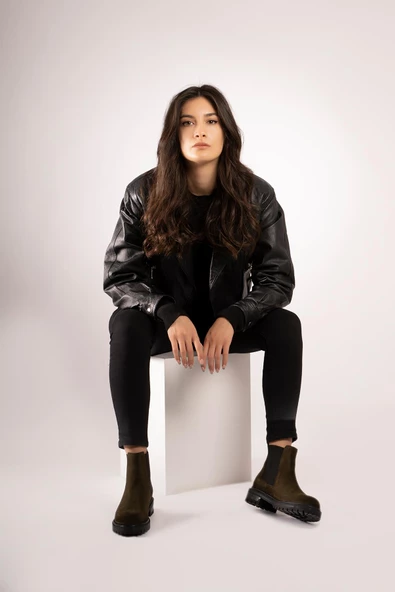 Hakiki Deri Kadın Yanı Lastikli Bot Nubuk Rahat Kışlık Ayakkabı - Resim 7