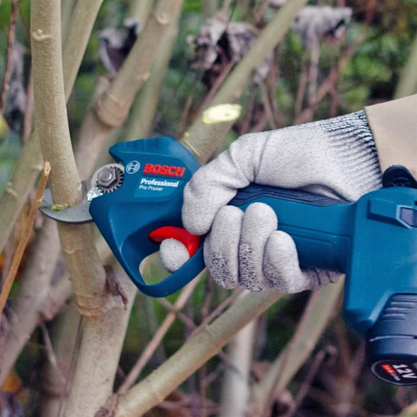 Bosch Pro Pruner 12 V 2 Ah Çift Akülü Dal Budama Makası + Bosch Taşıma Çantası - 5