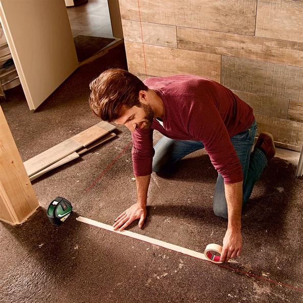 Bosch Universal Level 3 Artı Çizgi Lazer Hizalama + Tripod 10 Mt 0603663901 - 4