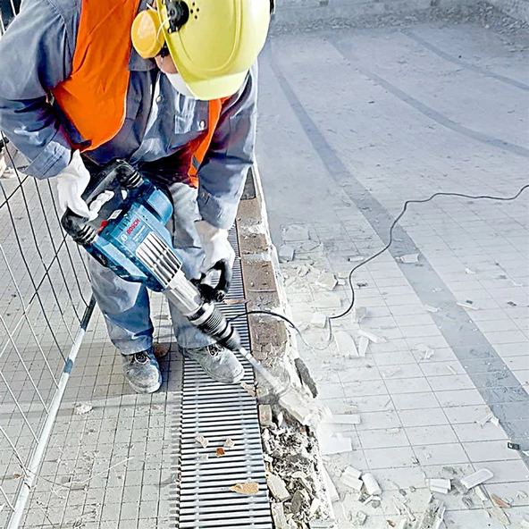 Bosch Professional Gsh 11 Vc Kırıcı 1700W 11,4 Kğ - 0611336000 - 4