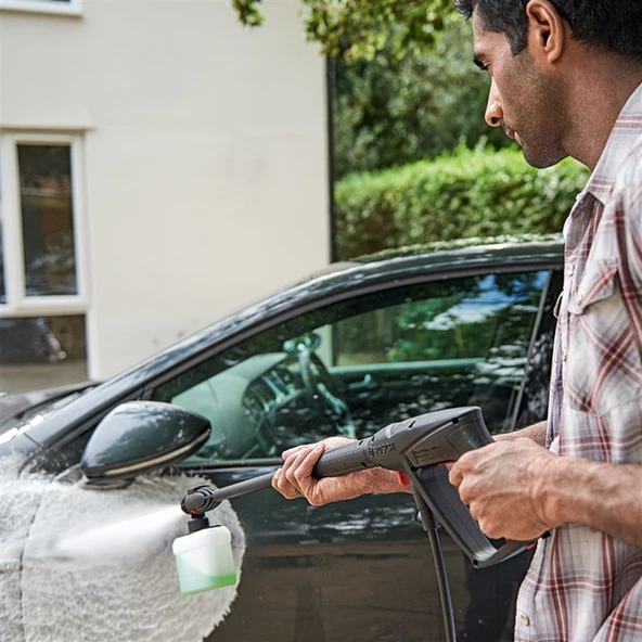 Bosch Universal Aquatak 125 Basınçlı Yıkama - 06008A7A00 - 2