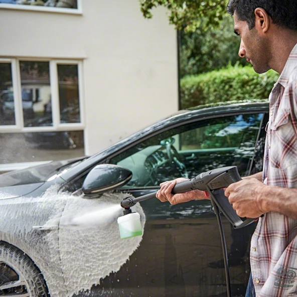 Bosch Universal Aquatak 130 Basınçlı Yıkama Makinesi - 06008A7B00 - 3