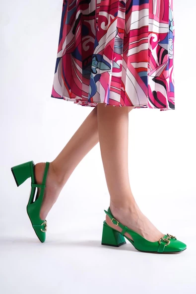 Cenova Yeşil Küt Burunlu Tokalı Arkası Açık Kalın Topuklu Ayakkabı - Resim 3