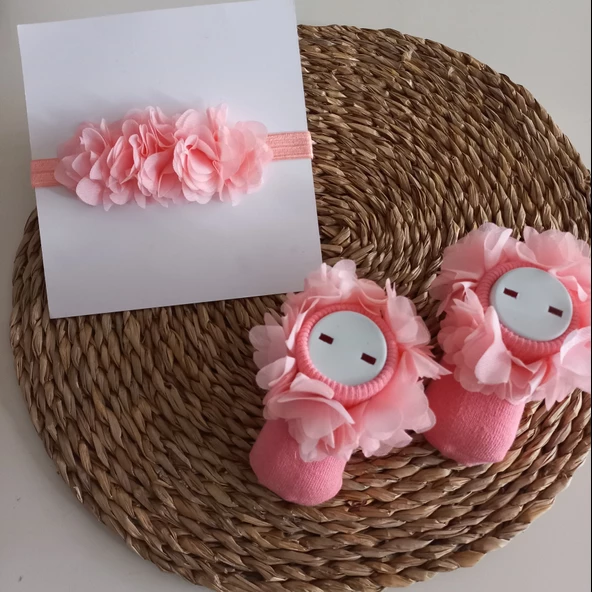 MARS BABY Kız Bebek Özel Gün Fırfırlı Koyu Somon Bandana ve Çorap Set