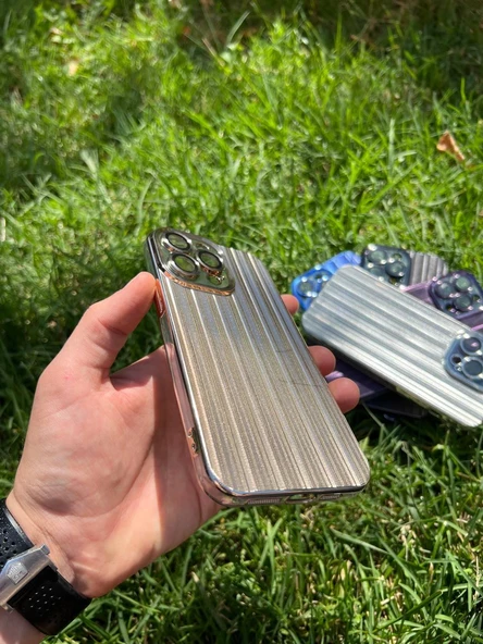 İphone 14 Plus Wave2 Hologram Görünümlü Telefon Kılıfı - 10