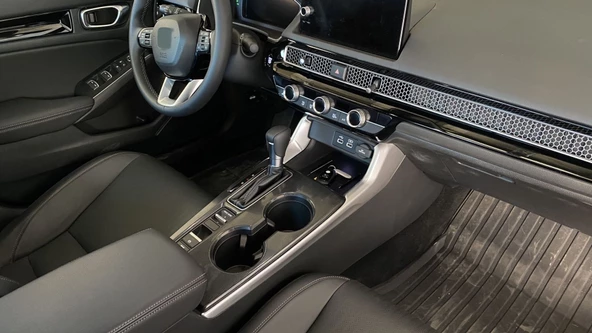 AUTOGP Honda civic uyumlu  vites kenar kaplaması 2 parça gri 2022+ - 4