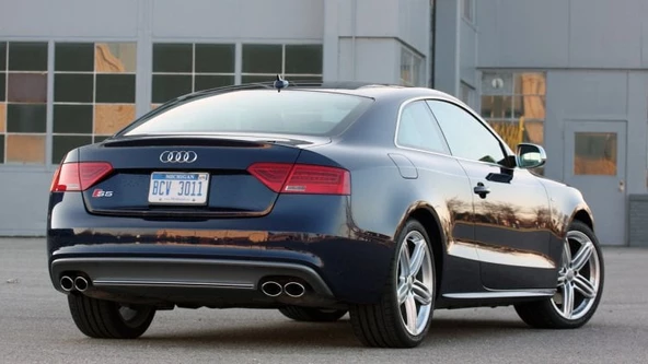 AUTOGP Audi S5 arka tampon difüzörü model 2012 / 2015 2kapı - Resim 3