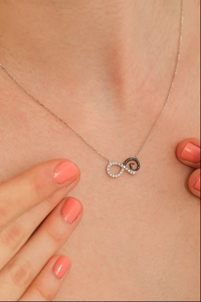 925 Ayar Gümüş Sonsuzluk Modeli Kolye - Beyaz Taş - Resim 3