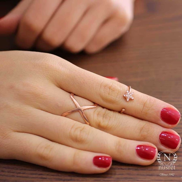 925 Ayar Gümüş Minik Yıldız Taşlı Yüzük, Pembe ürün görseli