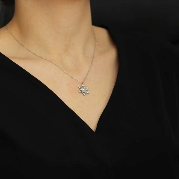 925 Ayar Gümüş Çiçekli Kar Tanesi Kolye, Beyaz Taş - 7