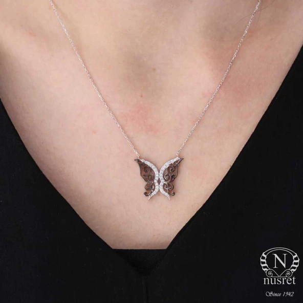 Kelebek 925 Ayar Gümüş Kolye, Beyaz Siyah - Beyaz Taş ürün görseli